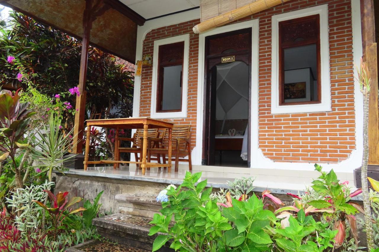 Pondok Lembah Dukuh Homestay Karangasem エクステリア 写真